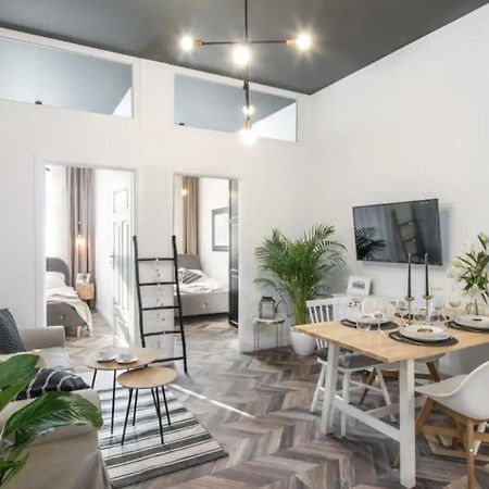 Jozefa 20 Street 2 Bedroom Apartment Krasków Εξωτερικό φωτογραφία
